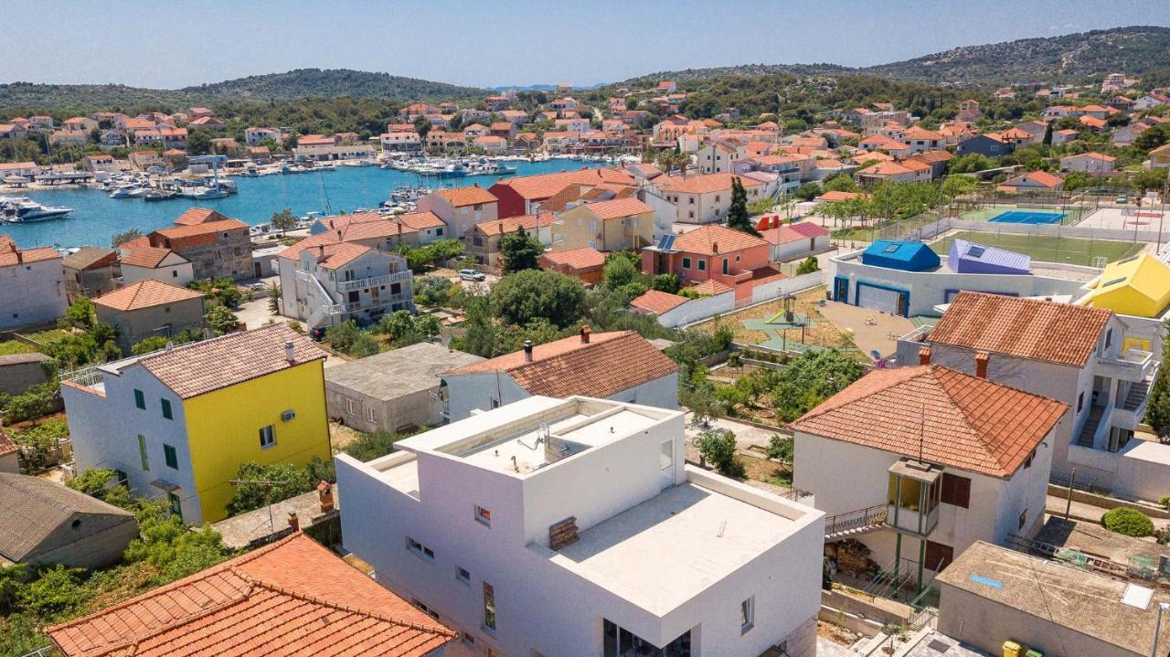 Vila Regina Apartment Paloma With Swimming Pool Jezera Εξωτερικό φωτογραφία