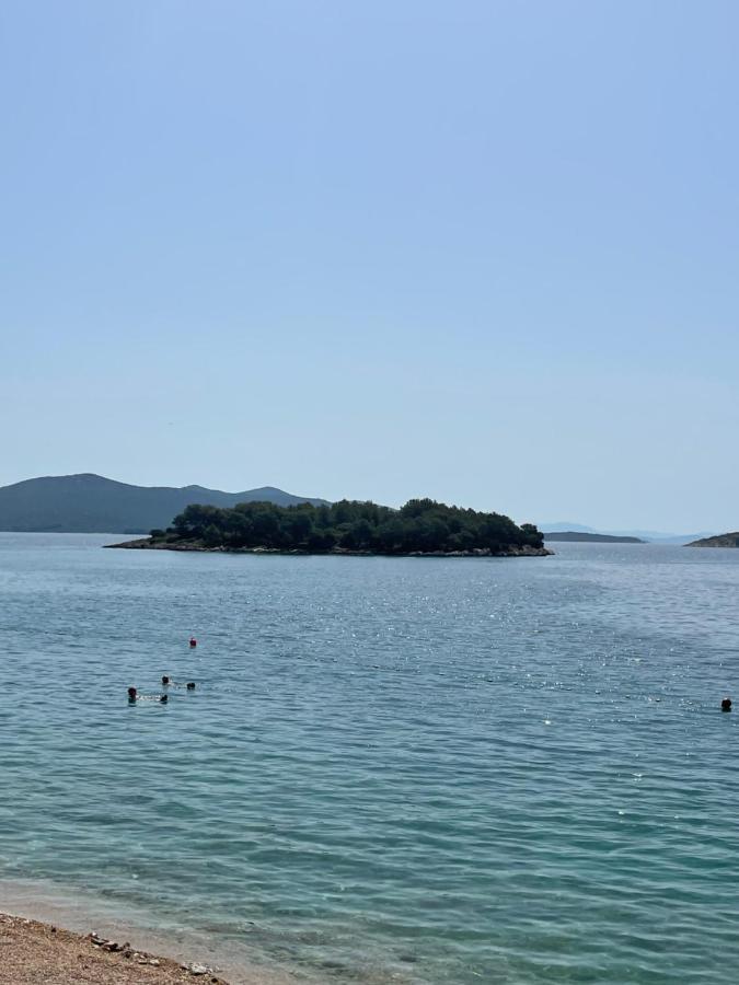 Vila Regina Apartment Paloma With Swimming Pool Jezera Εξωτερικό φωτογραφία