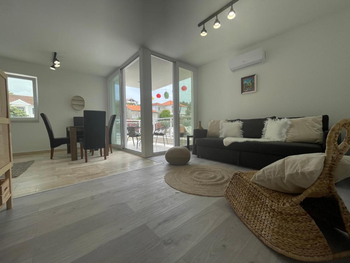 Vila Regina Apartment Paloma With Swimming Pool Jezera Εξωτερικό φωτογραφία