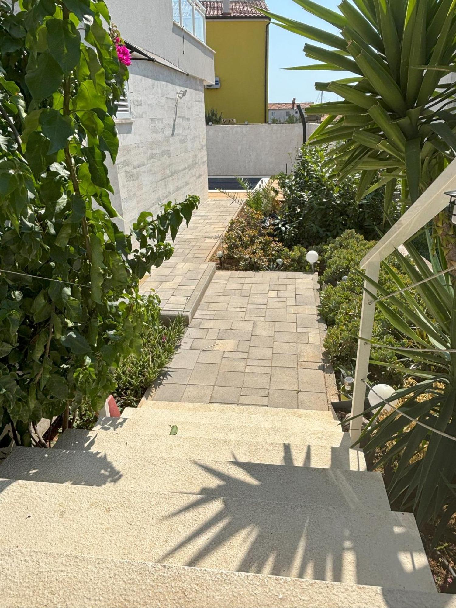 Vila Regina Apartment Paloma With Swimming Pool Jezera Εξωτερικό φωτογραφία